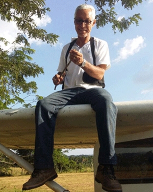 Corpo de piloto é resgatado em região de mata fechada