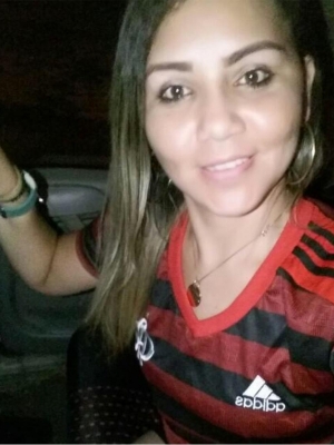 Brilho rubro-negro