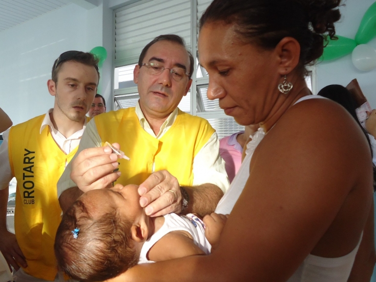 Rotary acelera campanha mundial no mês de combate à Poliomielite