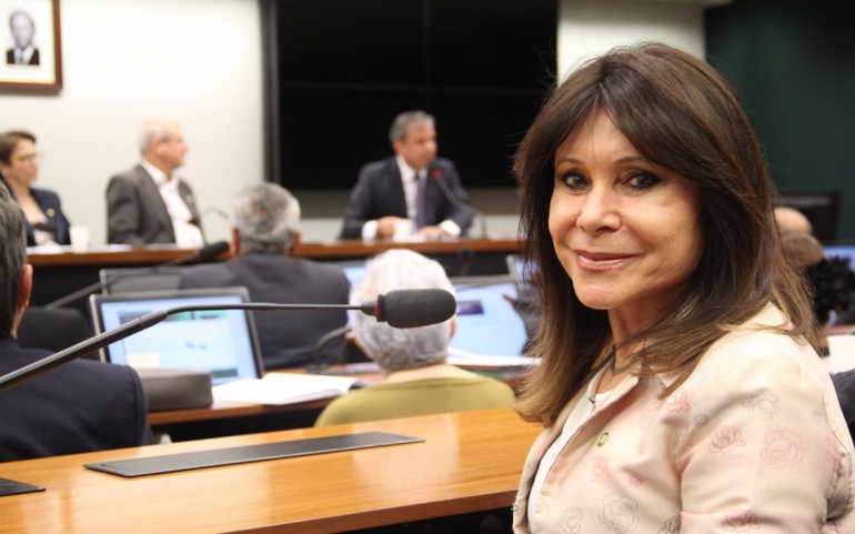 Maria Helena propõe garantias a crianças  e jovens vítimas de violência