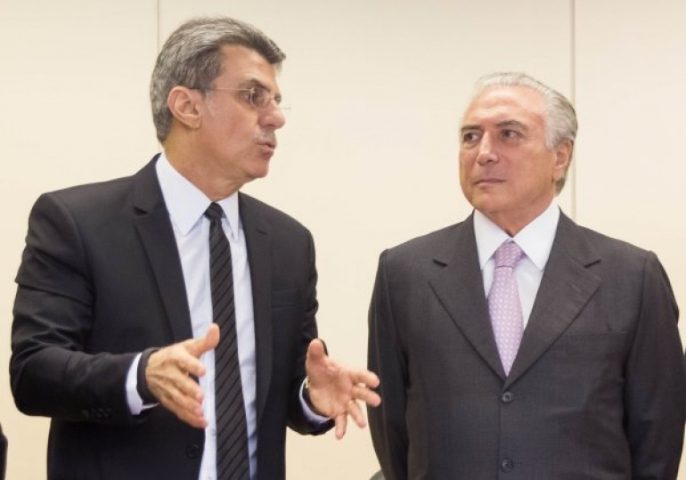 Ministro do Planejamento, Jucá é valorizado no grupo de Temer