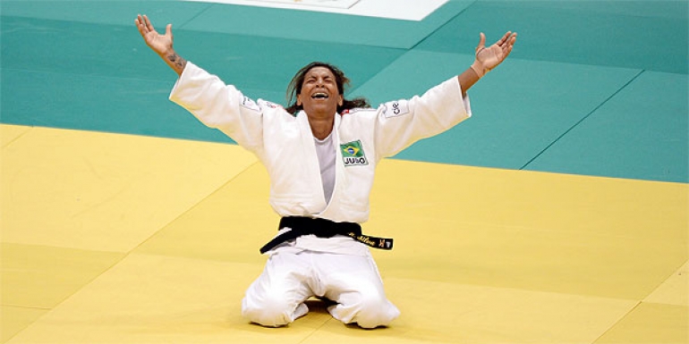 Rafaela é ouro no judô
