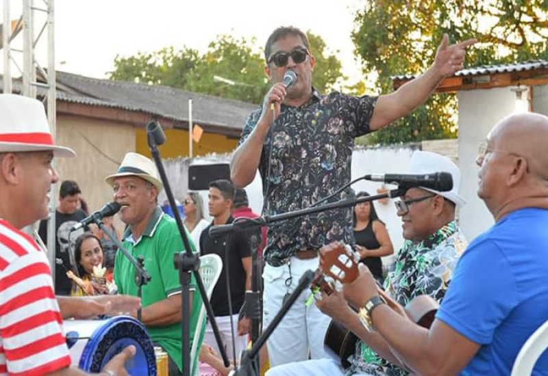 Lucas é a corda; o samba, a caçamba